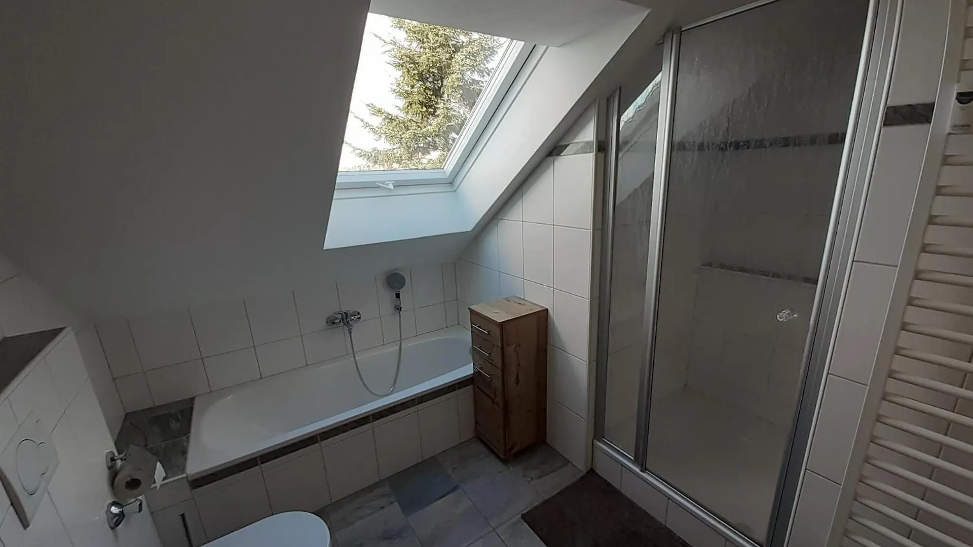Fewo Steinhohle, Dg 45Qm, 1 Schlafzimmer & 1 Wohn-Esszimmer Mit Bett Sulzbach am Main