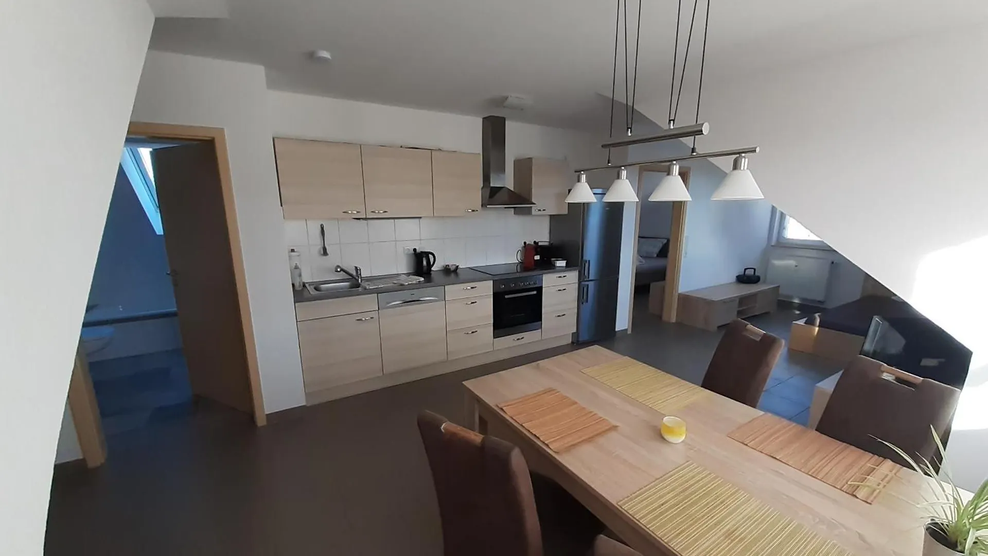 Fewo Steinhohle, Dg 45Qm, 1 Schlafzimmer & 1 Wohn-Esszimmer Mit Bett Sulzbach am Main Apartment